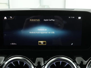 Mercedes-Benz B-Klasse Mercedes-Benz B-klasse 250e AMG Night | Stoelverwarming | Camera |  Carplay | Sfeerverlichting | Leder/Alcantara | Full LED | Widescreen - afbeelding nr 17