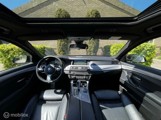 BMW 5 Serie BMW 5-serie Touring 520d M Sport Edition High Executive VOL! Pano*Leder*Camera*BTW - afbeelding nr 3