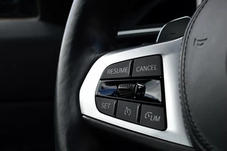 BMW 3 Serie BMW 3 Serie 320i M-Sport Business Edition Plus Rijklaarprijs-Garantie Leder Led Camera Navigatie 50 Jahre Edition - afbeelding nr 35