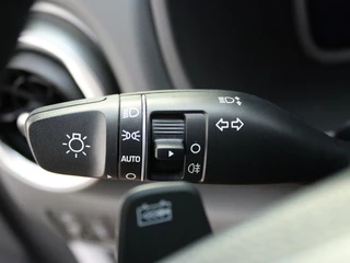 Hyundai Kona Hyundai Kona EV Fashion 64 kWh | Navigatie | All-season banden | - afbeelding nr 23