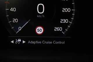 Volvo V60 Volvo V60 Cross Country 2.0 B5 AWD Pro | Trekhaak | Leder |  Stoel & stuurverwarming | Camera | Adaptive cruise | Carplay | Harman/Kardon | Keyless | BLIS | Memory | Navigatie - afbeelding nr 18