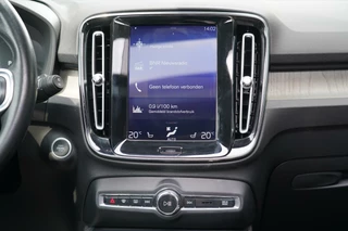 Volvo XC40 Volvo XC40 1.5 T5 Recharge Inscription - Dealer onderhouden - Panoramisch schuif/kanteldak - Stoel en stuurwielverwarming - Harman Kardon - Elektrisch verstelbare stoelen - Adaptieve cruise control i.c.m. BLIS - 360 graden camera - - afbeelding nr 17