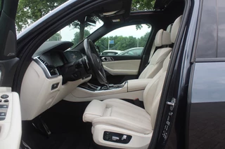 BMW X5 BMW X5 xDrive30d High Exe. 7p. M Sport / Trekhaak / Panoramadak / Camera / Head-up / Softclose / 20'' / Harman Kardon / Luchtvering / Laser LED / Keyless / Leder / Apple CarPlay / Stuurverwarming / DAB / ACC / Zonnescherm zijruite - afbeelding nr 10
