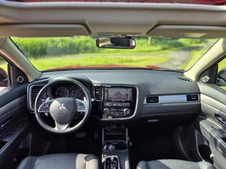 Mitsubishi Outlander Mitsubishi Outlander 2.0 Instyle 7 PERSOONS | LEDER | TREKHAAK - afbeelding nr 2