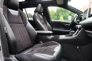 Toyota RAV4 Toyota RAV4 2.5 Hybrid Active Bi-Tone Pano Navi Carplay - afbeelding nr 16