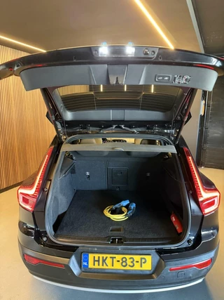 Volvo XC40 Volvo XC40 1.5 T5 Twin Engine R-Design PANO 360 leder hybrid - afbeelding nr 12