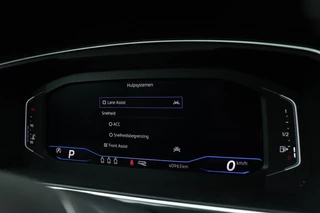 Volkswagen Tiguan Volkswagen Tiguan 1.5 TSI / 2x R-Line / Black Style / Virtual Cockpit / Camera / Matrix LED / Trekhaak / 19