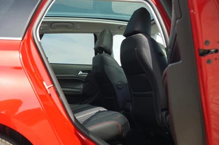 Peugeot 308 Peugeot 308 SW 1.6 BlueHDI GT-pack | Ultimate Red | Carplay/Leder/CAM/Full-LED/Stoelverwarming - Fijne reisgenoot! - afbeelding nr 18