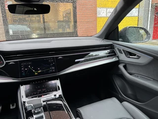 Audi Q8 Audi Q8 60 TFSIe Competition 23