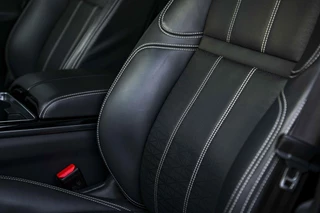Land Rover Range Rover Velar Land Rover Range Rover Velar 2.0 P400e SE Hybride | Panodak | Massage | Meridian 3D | Trekhaak | 20 inch | - afbeelding nr 33