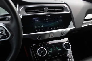 Jaguar I-PACE Jaguar I-PACE EV400 First Edition 90 kWh / Full option / Panoramadak / 360Camera / Head-up / Luchtvering / Leder / Meridian / Stuurverwarming - afbeelding nr 18