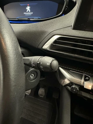 Peugeot 5008 Peugeot 5008 1.2 PureTech Allure NAVIGATIE CARPLAY LM CRUISE - afbeelding nr 19