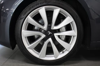 Tesla Model 3 - afbeelding nr 6