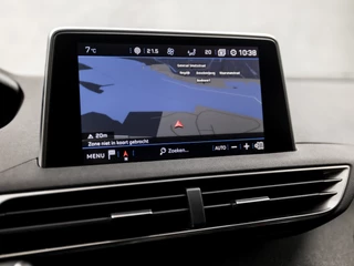 Peugeot 3008 Automaat (APPLE CARPLAY, GROOT NAVI, MEMORY SEATS, STOELVERWARMING, LEDER, SFEERVERLICHTING, ELEK ACHTERKLEP, TREKHAAK, KEYLESS, GETINT GLAS, NIEUWSTAAT) - afbeelding nr 25