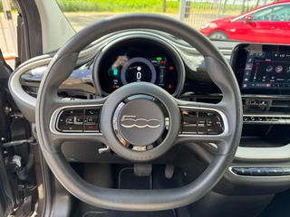 Fiat 500 Fiat 500 Action 24 kWh PARKEERSENSOREN / CARPLAY / CRUISE CONTROL / ECC / STOELVERWARMING / WEING KM'S - afbeelding nr 14