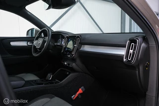 Volvo XC40 Volvo XC40 1.5 T2 Momentum | Schuifdak | Trekhaak | Camera | LED | stoel & stuurwielwarming | - afbeelding nr 20