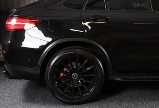 Mercedes-Benz GLC Mercedes-Benz GLC-klasse Coupé 300 4MATIC AMG 63 Look / Lane Assist / Leder / F1 / Sfeerverlichting / Camera / Led / Pdc / 20 Inch - afbeelding nr 55