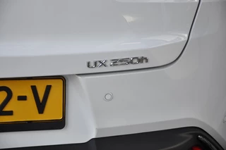 Lexus UX - afbeelding nr 9