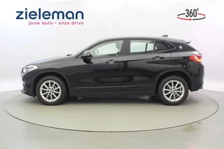 BMW X2 BMW X2 sDrive18d Executive Edition - Camera, Navi, Xenon - afbeelding nr 13