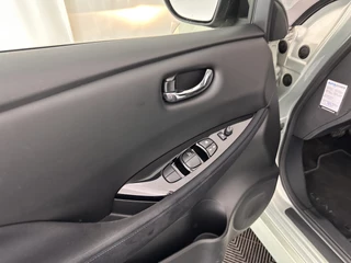 Nissan Leaf Aut. *ADAPTIVE-CRUISE | DIGI-COCKPIT | TOP-VIEW | BLINDSPOT | KEYLESS | DAB+ | LANE-ASSIST | HEATED-SEATS | ECC | PDC | COMFORT-SEATS | 17