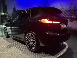 BMW 2 Serie BMW 2-serie Active Tourer 218i High Executive M Sport *Pano*Leder*19Inch *H&K* - afbeelding nr 23