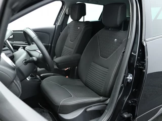 Renault Clio Renault Clio Estate 0.9 TCe Limited | Navigatie | Cruise control | Airco - afbeelding nr 11