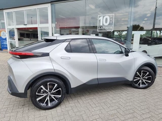 Toyota C-HR Toyota C-HR 1.8 Hybrid 140 First Edition | Navi | Sensoren v/a | El. Achterk - afbeelding nr 5
