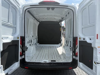 Ford Transit Ford Transit 310 2.0 TDCI L2H2 Trend 130pk | 12 inch SYNC 4 | Draadloos Apple Carplay/Android auto | Achteruitrijcamera incl. Downlighter | Digitale Cockpit - afbeelding nr 9