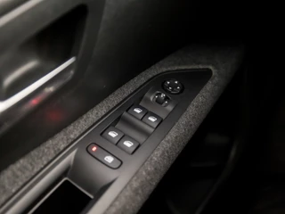 Peugeot 5008 (APPLE CARPLAY, GROOT NAVI, 360 CAMERA, PARKEERSENSOREN, TREKHAAK, SPORTSTOELEN, GETINT GLAS, CRUISE, NIEUWSTAAT) - afbeelding nr 22