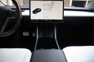Tesla Model 3 Tesla Model 3 Performance AWD 75 kWh Long Range | Liefhebbersconditie | 464pk | Origineel Nederlands Dealer onderhouden | Carbon Spoiler | Premium Audio | 20inch - afbeelding nr 39