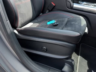 Mercedes-Benz B-Klasse Mercedes-Benz B-Klasse 180 136pk Automaat Launch Edition Premium Plus AMG-Line | Navi | Clima | Cruise | Led Matrix | Keyless Entry | Panorama Schuifdak | Pdc V+A+Assist+Camera | Privacy Glass | 19''lm - afbeelding nr 31