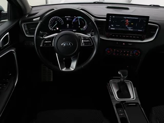 Kia Ceed Kia Ceed 1.6 GDI PHEV DynamicPlusLine | Panoramadak |  Cruise control | Climate control | Carplay | Elektrische achterklep | Dealer onderhouden - afbeelding nr 3