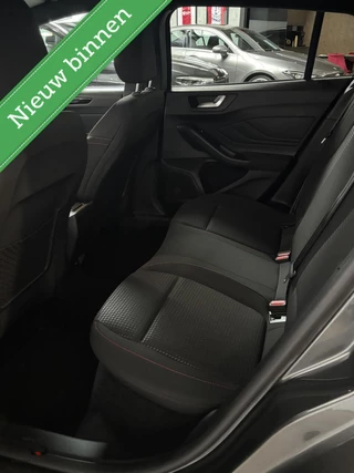 Ford Focus Ford Focus Wagon 1.5 150 pk A/T ST Line Buss. | Navi | LED | ACC | Airco | DAB+ | CarPlay | Stuur/stoel verw. | 1e Eig. | Org. NLD. | - afbeelding nr 51