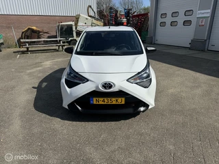 Toyota Aygo Toyota Aygo 1.0 VVT-i x-fun Airco - afbeelding nr 1
