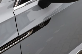 Volkswagen Arteon Volkswagen Arteon Shooting Brake 1.4 TSI eHybrid R-Line Pano/IQ.Light/Navi Pro/Keyless/Elek. lederen R Sportstoelen/DCC/ACC/Camera/Virtual Cockpit/Trekhaak wegkl. - afbeelding nr 47