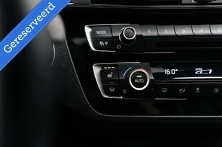 BMW 1 Serie BMW 1-serie M140i xDrive Harman Kardon Dak Leer - afbeelding nr 48