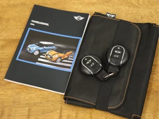 MINI Cooper S [HARMAN/KARDON, SFEERVERLICHTING, VOL LEDER, STOELVERWARMING, PDC ACHTER, BLUETOOTH, NAVI, CRUISE, NIEUWSTAAT] - afbeelding nr 24