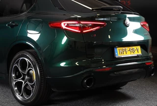 Alfa Romeo Stelvio Alfa Romeo STELVIO 2.0 T AWD 6C Villa d'Este / Acc / Lane Assist / HK / Dode Hoek / Camera / Open Panoramadak / Led / Pdc / 20 Inc - afbeelding nr 52