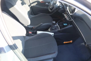 Peugeot 208 Peugeot 208 1.2 101pk! Active 5 DRS Airco|Carplay|Cruise|Led|Pdc|Keyless|Multif. stuur|Elektr. pakket|25DKM! - afbeelding nr 29