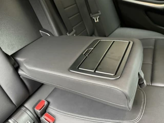 BMW 3 Serie BMW 3-serie Touring 330e Automaat | Leer | Adaptieve cruise control | DAB radio | Getint glas | LED verlichting | Stoelverwarming | Audio installatie | Apple CarPlay | Parkeersensoren voor en achter - afbeelding nr 57