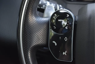 Land Rover Range Rover Velar Land Rover Range Rover Velar 2.0 P250 Turbo AWD R-Dynamic Drive Pro Pack | Keyless | Digitale tellers | Pano.dak | Carplay | Adapt.CC | Camera | Meridian | Elekt.stoelen - afbeelding nr 19
