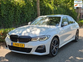 BMW 3 Serie G20 M Sport 330e High Executive HUD Schuifdak Camera CarPlay Keyless 19inch velgen H&K Stuurverwarming Elk.Stoelen