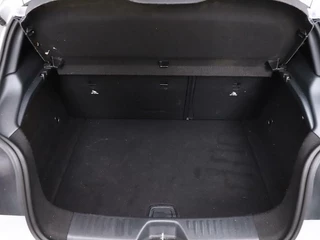 Mercedes-Benz A-Klasse Mercedes A-klasse 200 AMG Night Pakket Pano Cruise Navi NAP - afbeelding nr 23