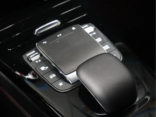 Mercedes-Benz CLA [APPLE CARPLAY, CAMERA, CRUISE CONTROL,STOELVERWARMING, SFEERVERLICHTING, PDC 360, LED LAMPEN PEFORMANCE, HALF LEDER, FLIPPERS, NAVIGATIE, NIEUWSTAAT] - afbeelding nr 21
