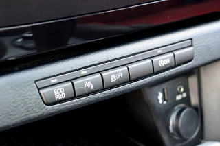 BMW X1 Rijklaarprijs-Garantie Panorama dak Leder Xenon Navigatie - afbeelding nr 25