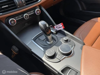 Alfa Romeo Giulia Alfa Romeo Giulia 2.2 Eco Business Super BOMVOL AUTOMAAT - afbeelding nr 18