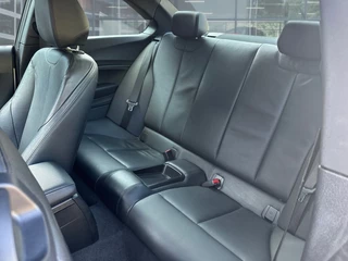 BMW 2 Serie BMW 2 Serie 218i M-PAKKET NAVI/LEDER/CRUISE/PDC/STOELVERW - afbeelding nr 12