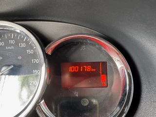 Dacia Lodgy Dacia Lodgy 1.2 TCe 10th Anniversary 7persoons 100.000km Airco,Cruisecontrol,Navigatie - afbeelding nr 16