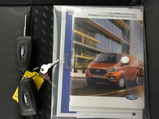 Ford Transit Custom Ford Transit Custom 320 2.0 TDCI L2H1 Sport 170PK Automaat Navigatie Camera Cruise control Trekhaak - afbeelding nr 24