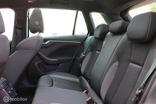 Škoda Kamiq Skoda Kamiq 1.0 TSI Business / Pano / Camera / Carplay - afbeelding nr 10